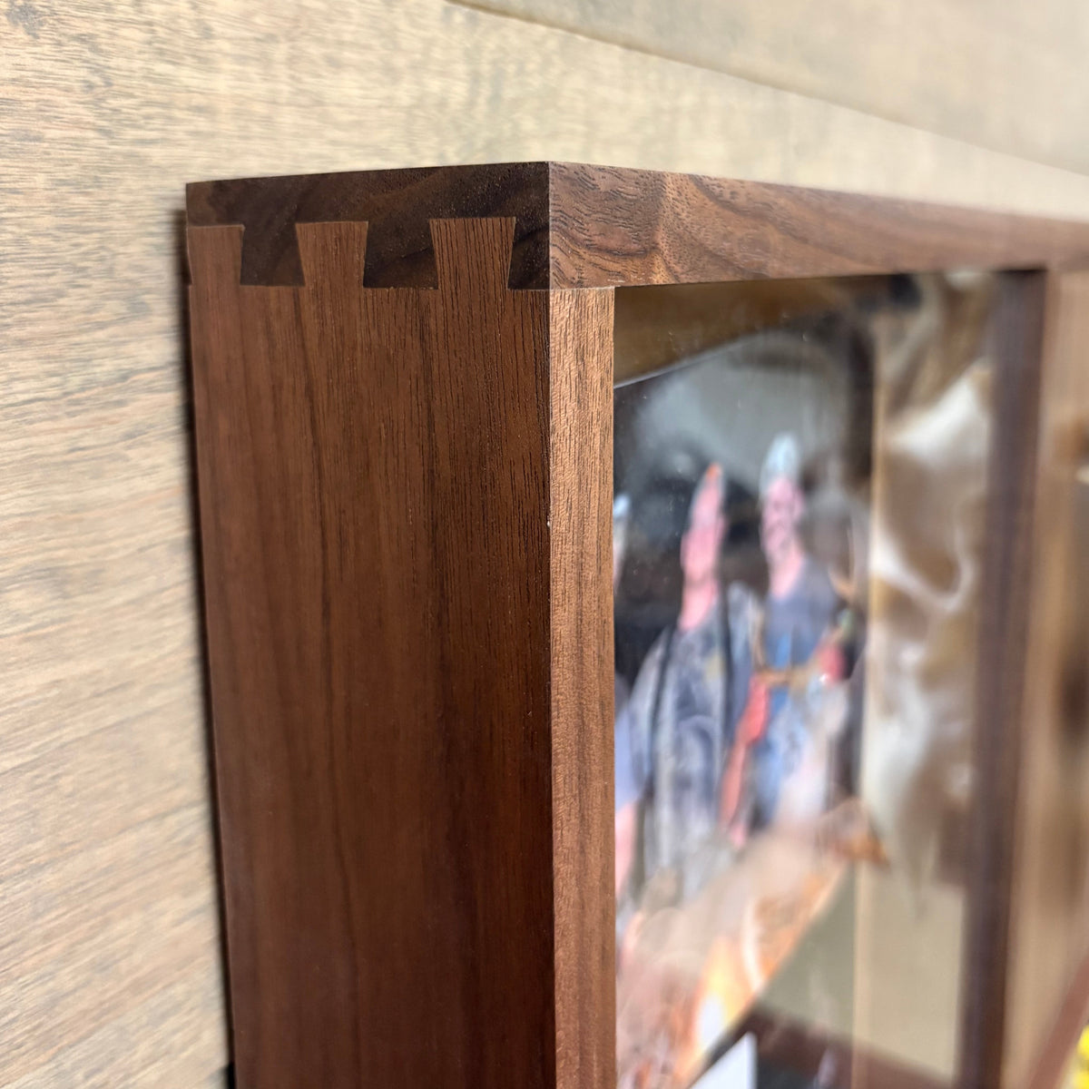 European Shadow Box